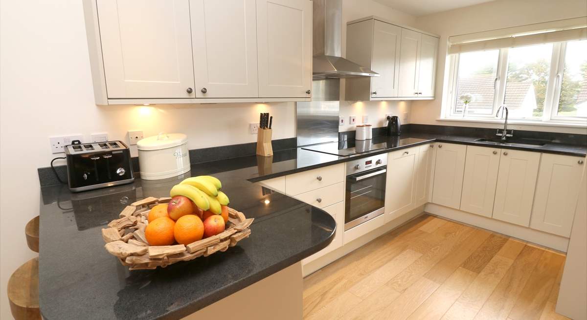 The kitchen is very stylish. 
