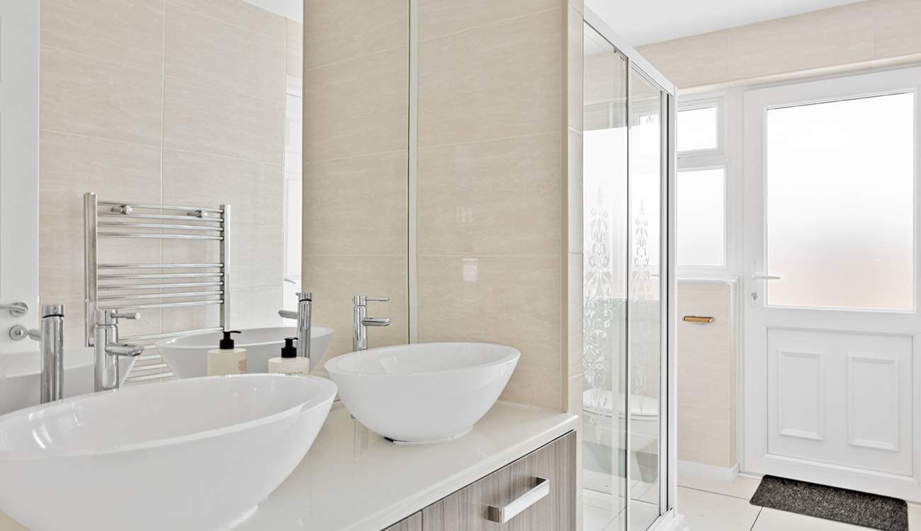 The stylish family shower-room. 