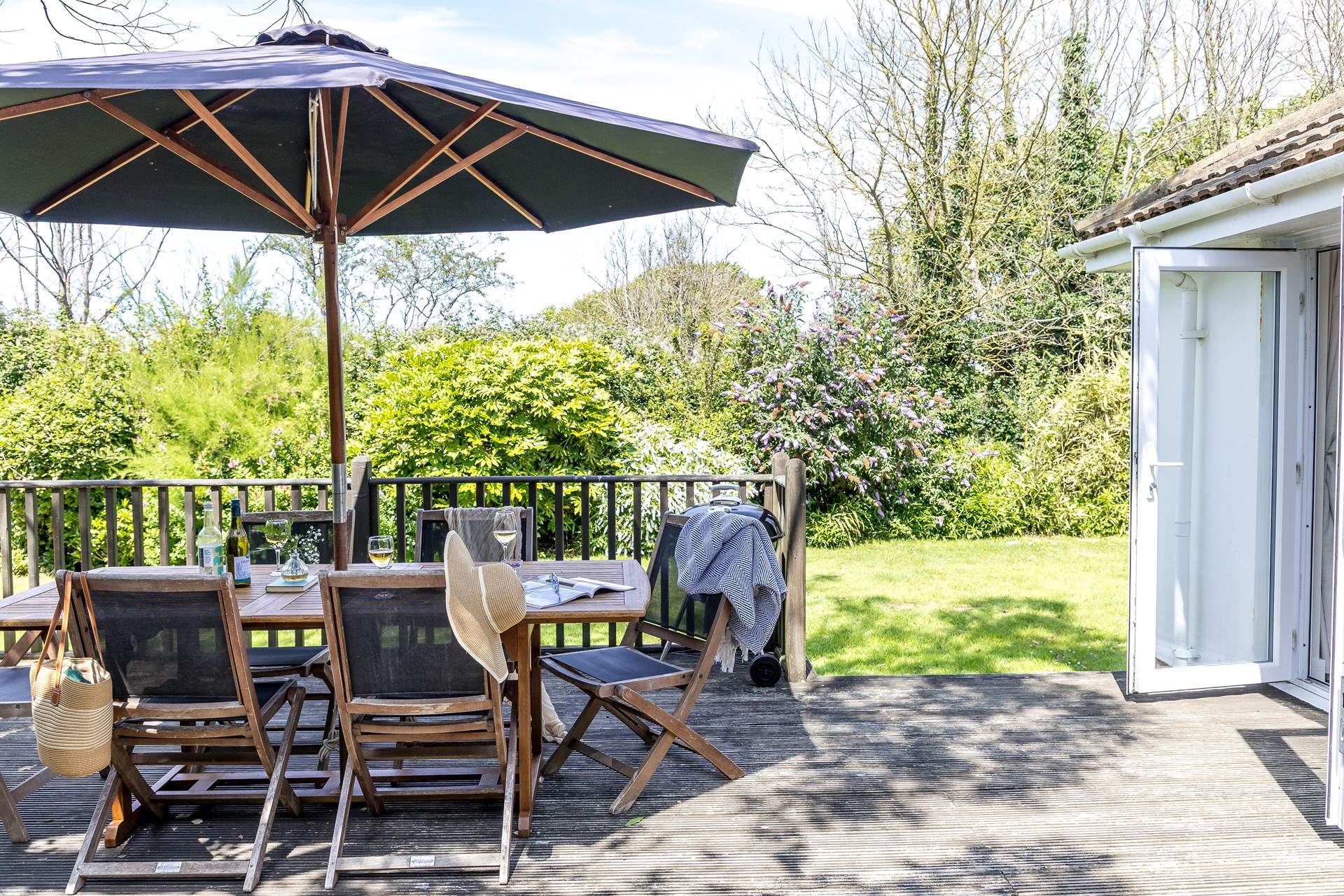 Enjoy a glass of something chilled whilst the children and dogs let off steam.