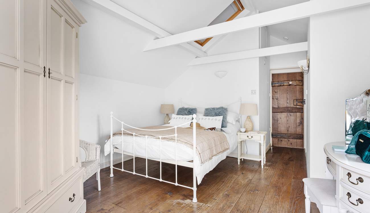 and a comfy king-size bed.