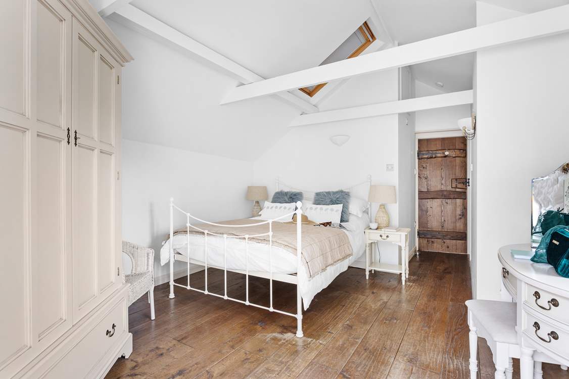 and a comfy king-size bed.