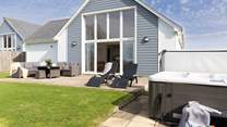 Skylark offers the best of al fresco living with a large garden for the family to enjoy.