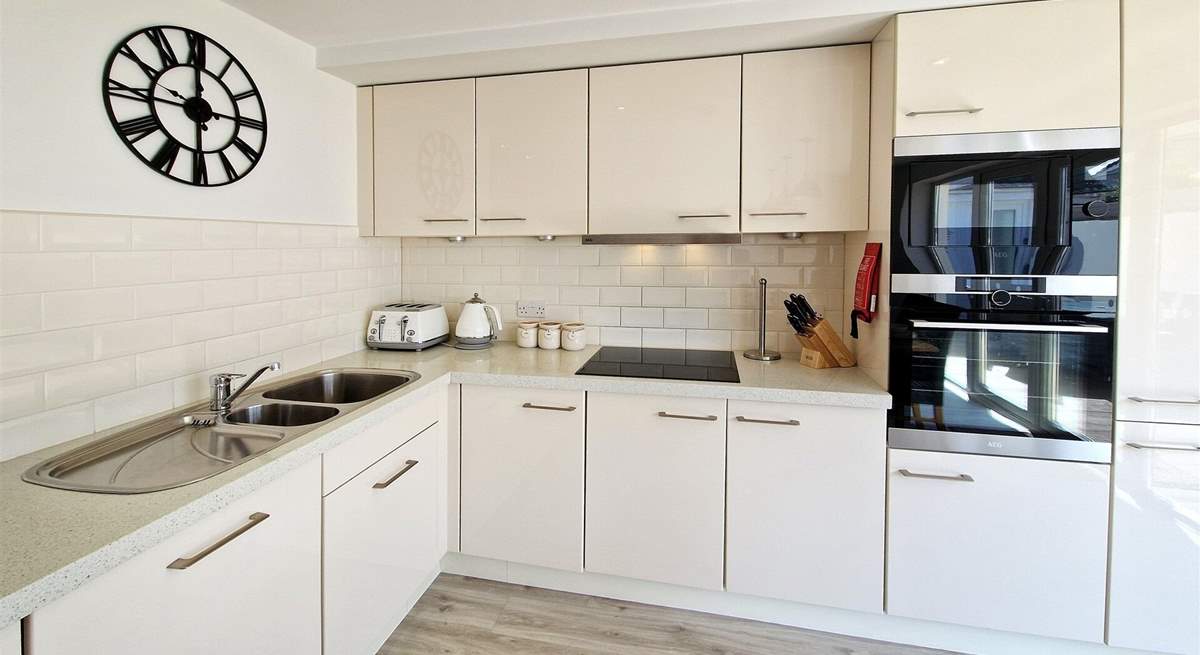 The kitchen has all the equipment you'll need. 
