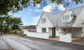 Welcome to Longboards, a stylish holiday home in the pretty village of Croyde.   - Thumbnail Image
