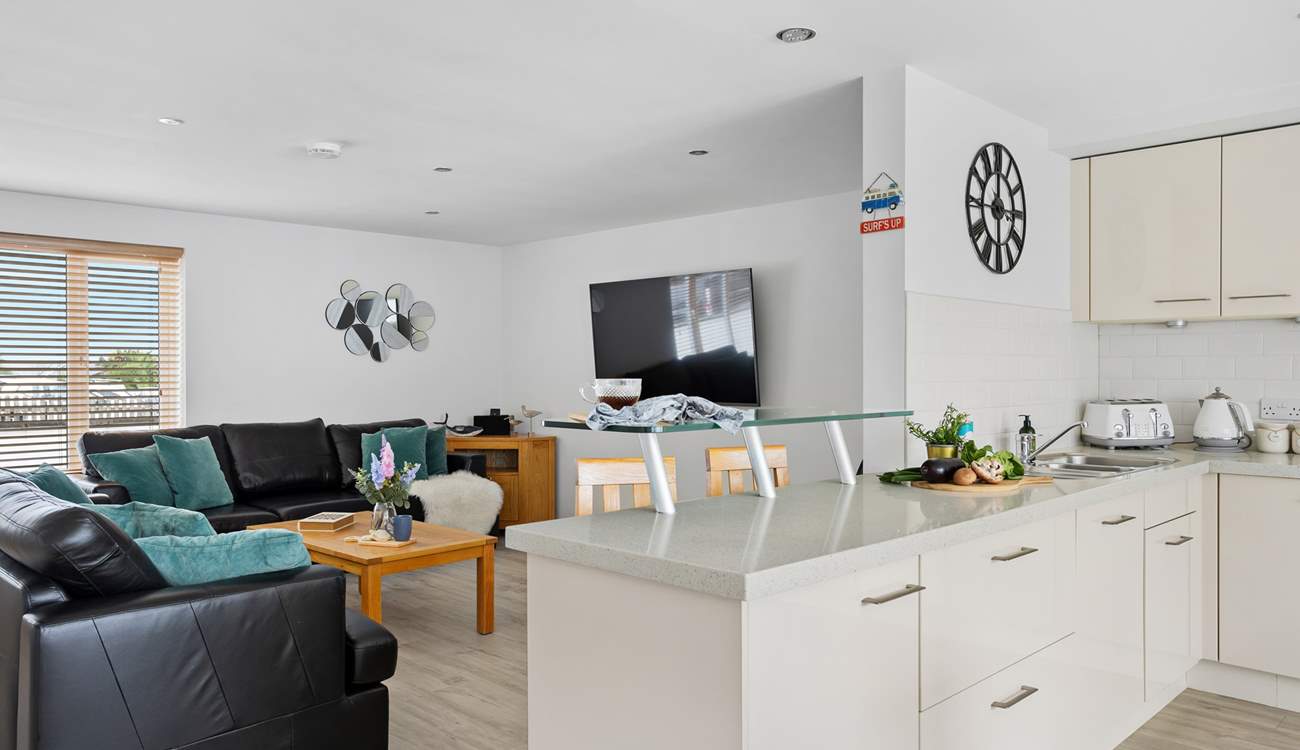 The ground floor is open plan, perfect for sociable holidays. 