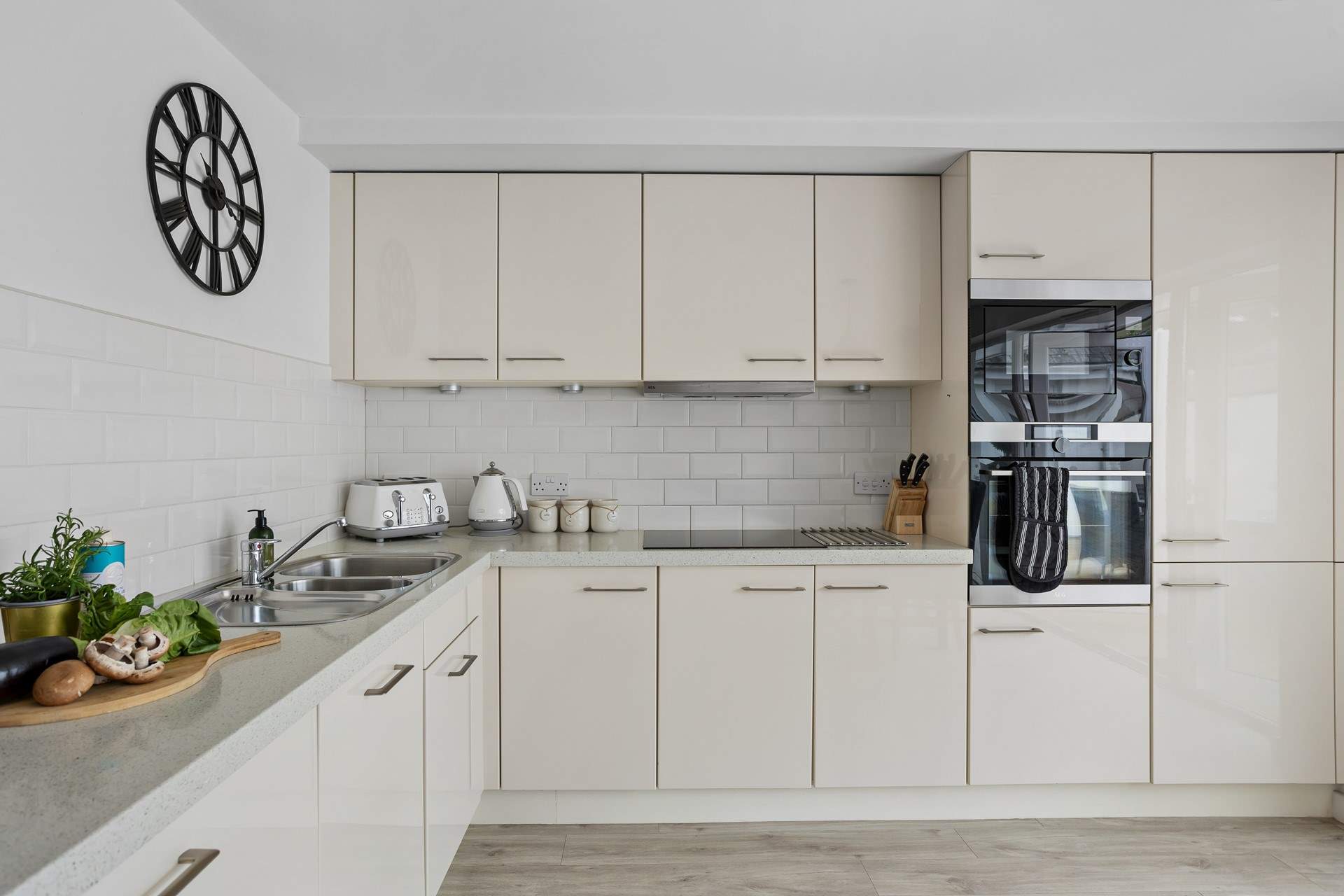 The kitchen has all the equipment you will need.