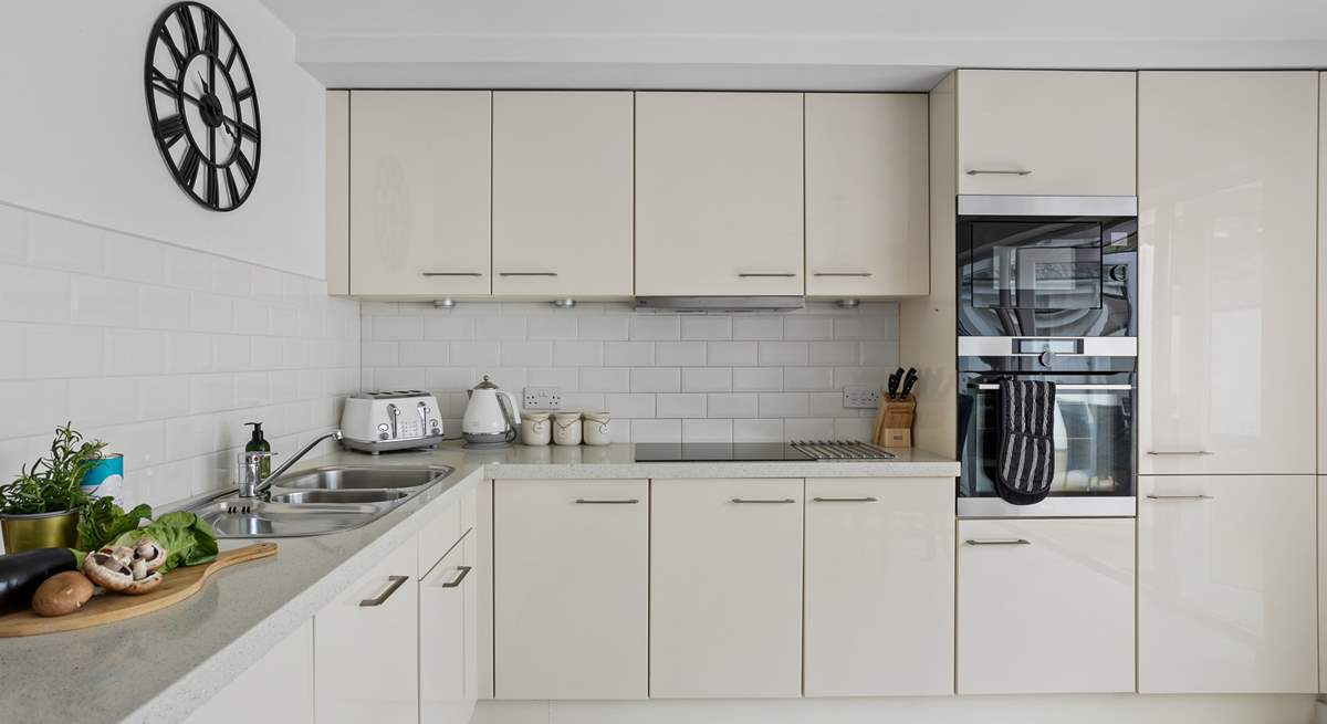 The kitchen has all the equipment you will need.