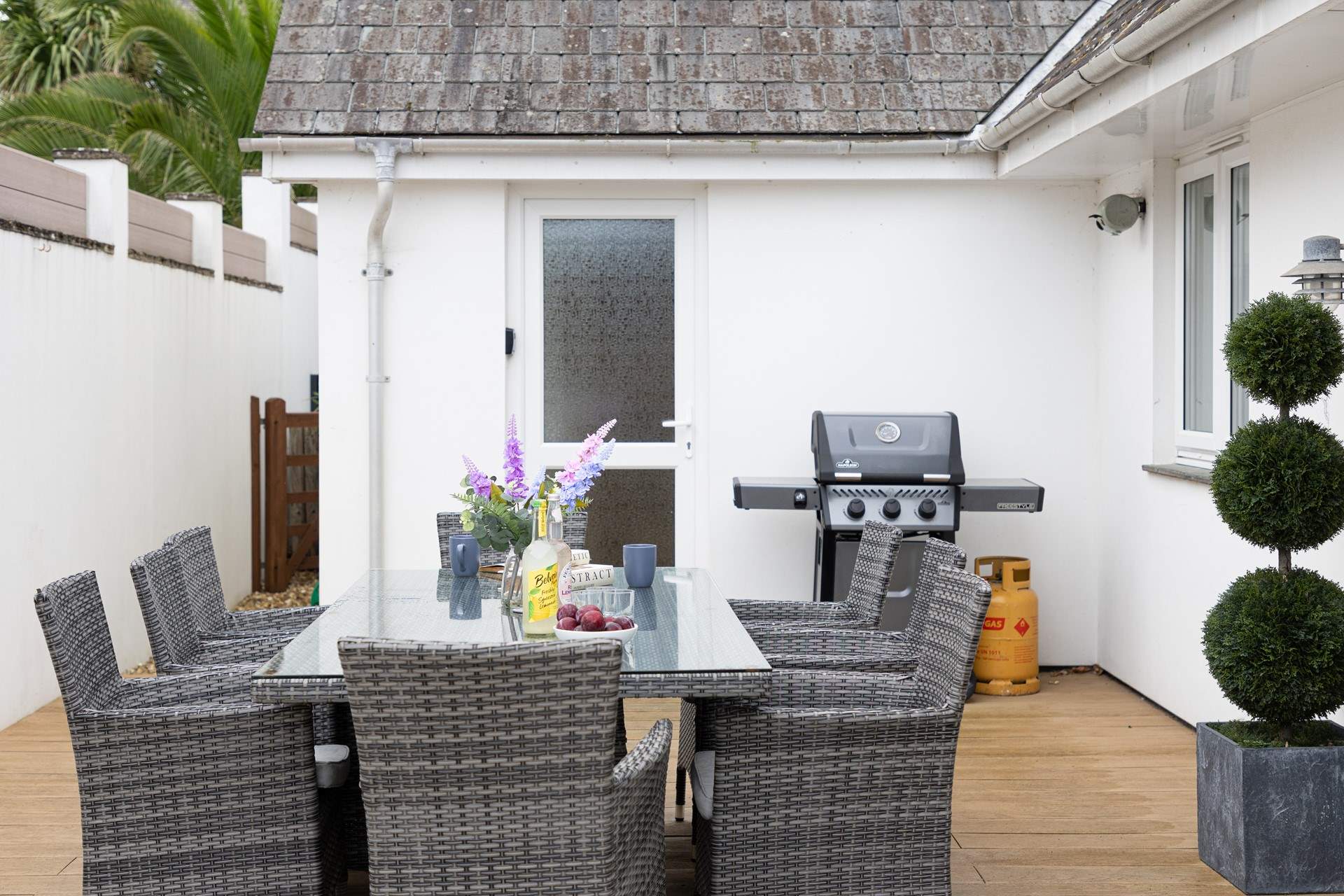 Time to fire up the barbecue.