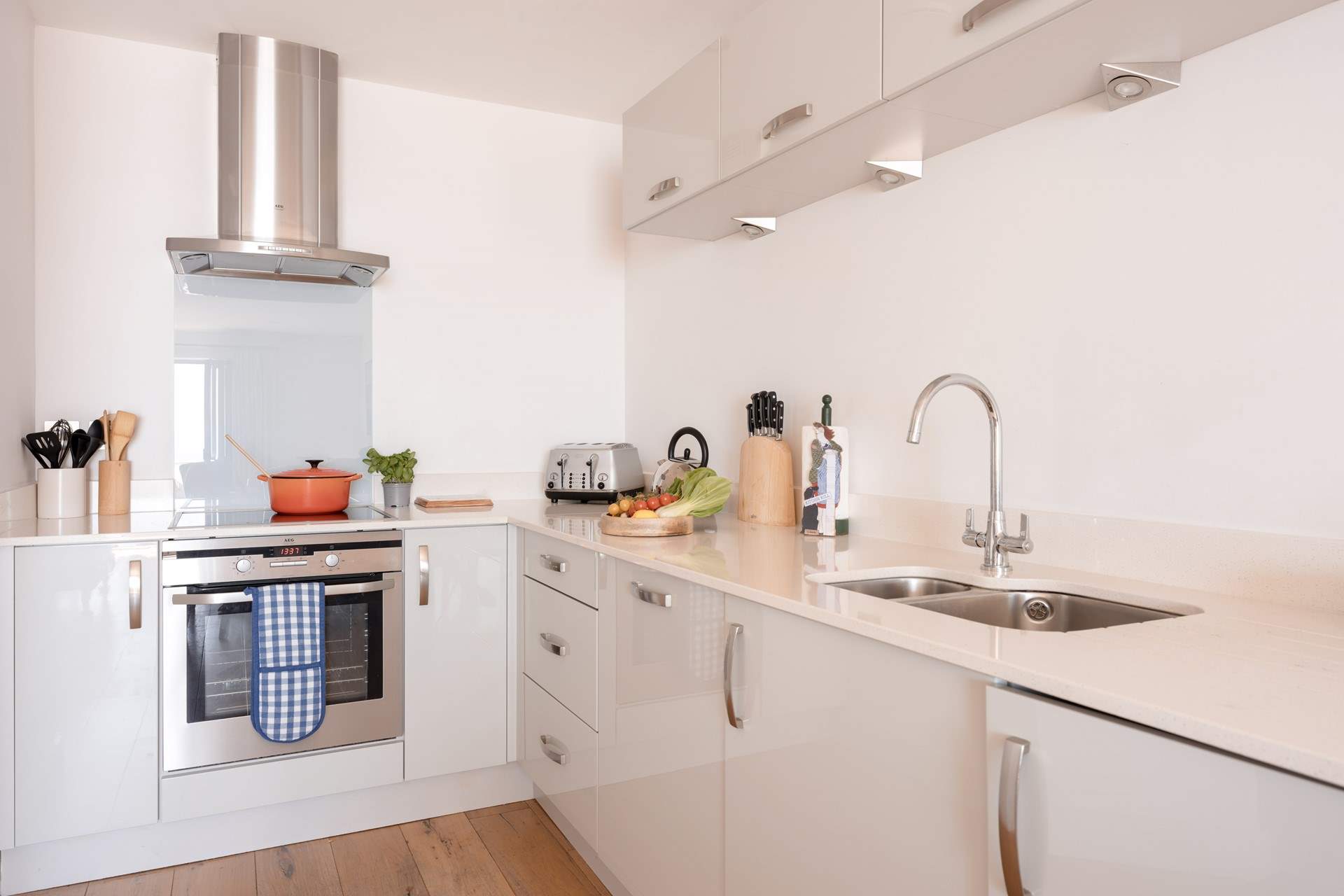 The well-equipped kitchen area. 