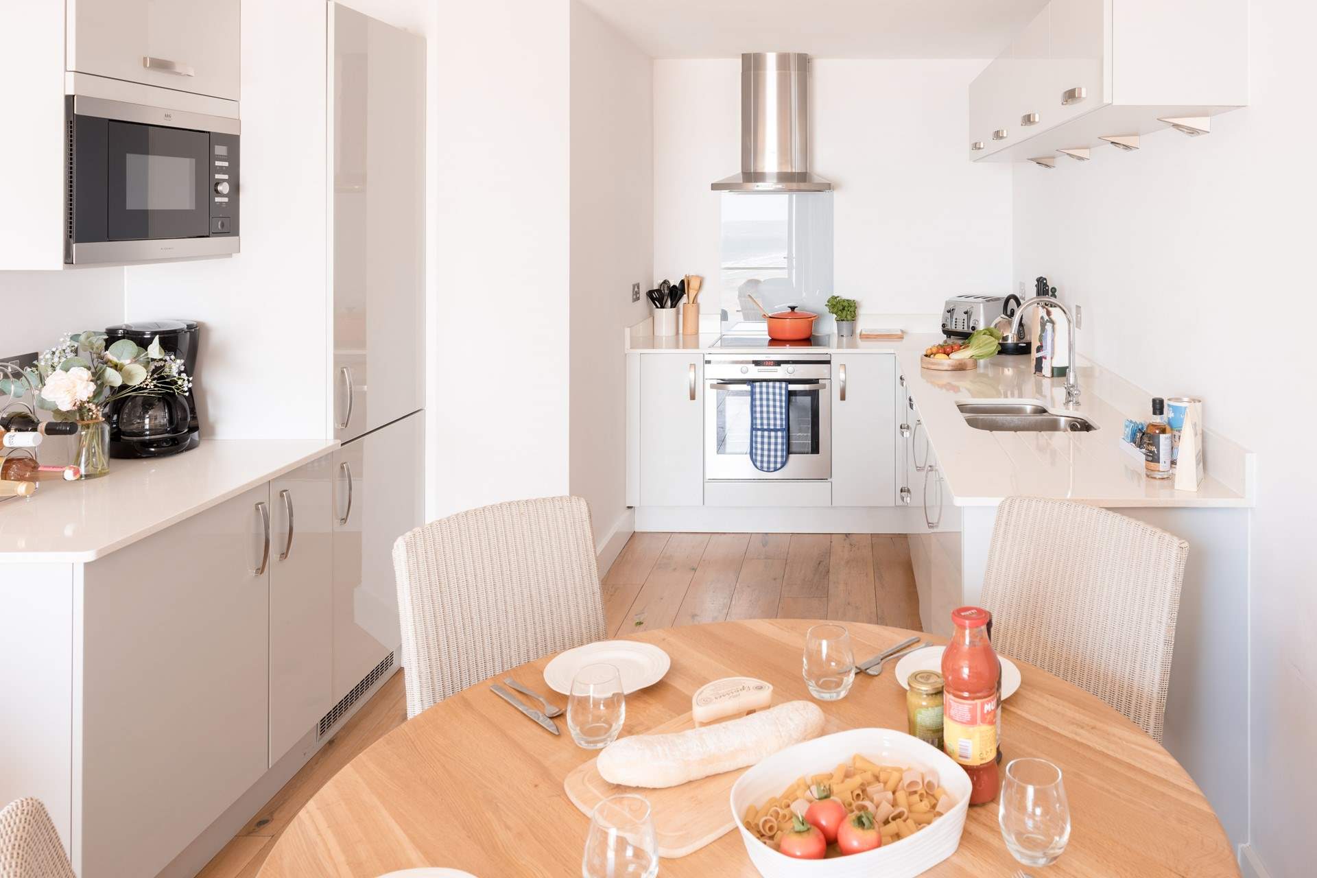 Creating a holiday meal will be a delight in the sociable kitchen. 