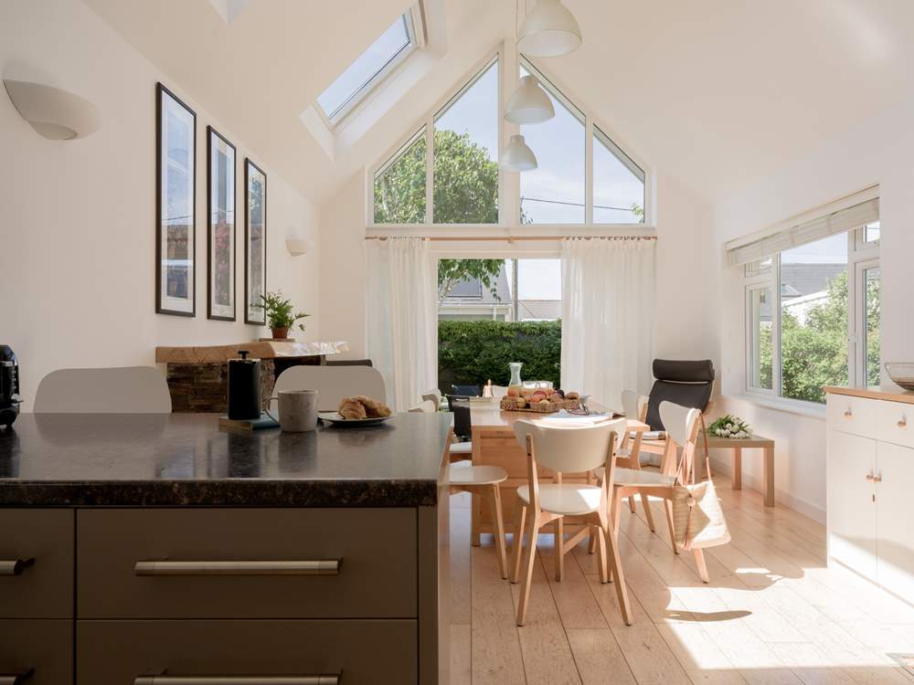 Chat with guests whilst dinner is prepared.
