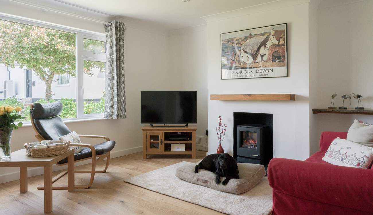 The cosy sitting-room with two large sofas to snuggle into.