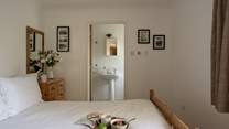 Breakfast in bed? Why not, you are on holiday. 