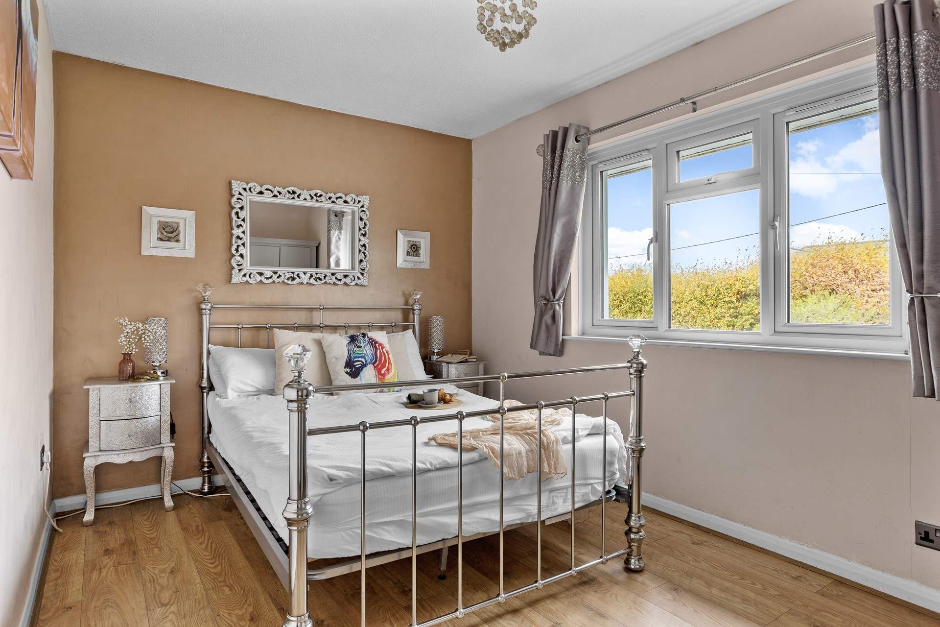 Another of the double bedrooms.