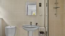 The en suite shower-room.