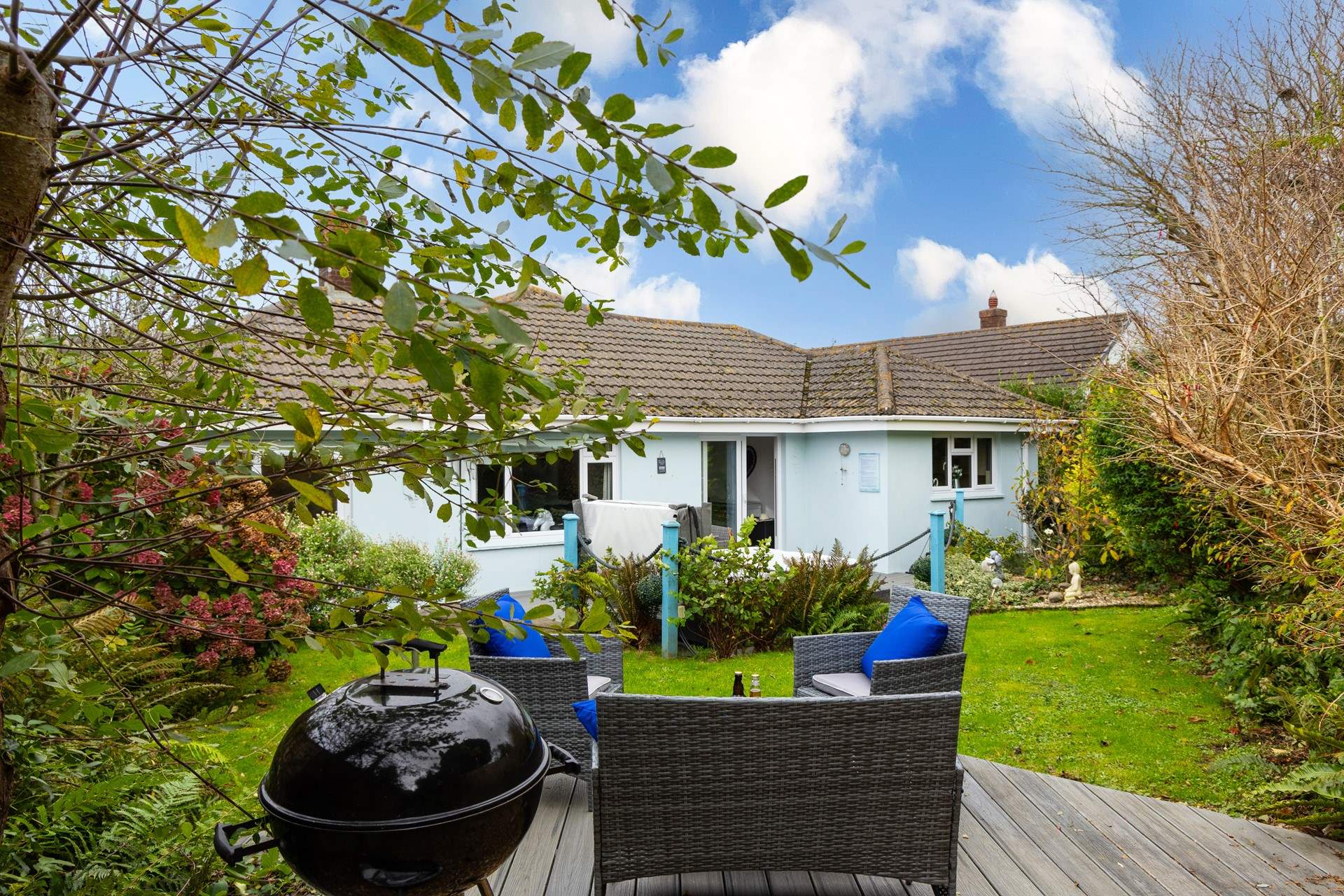 Sit and chat whilst the chef cooks up your barbecue favourites.