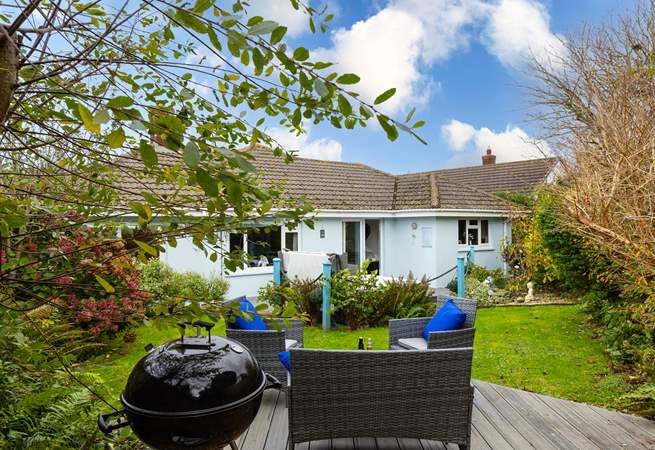 Sit and chat whilst the chef cooks up your barbecue favourites.