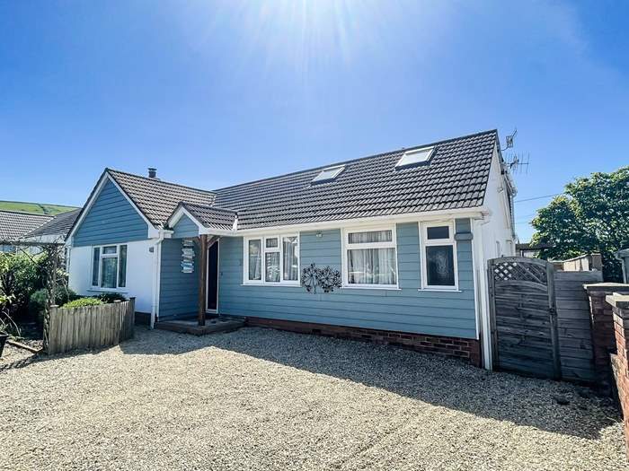 Sandy Shores, Sleeps 6 in Croyde