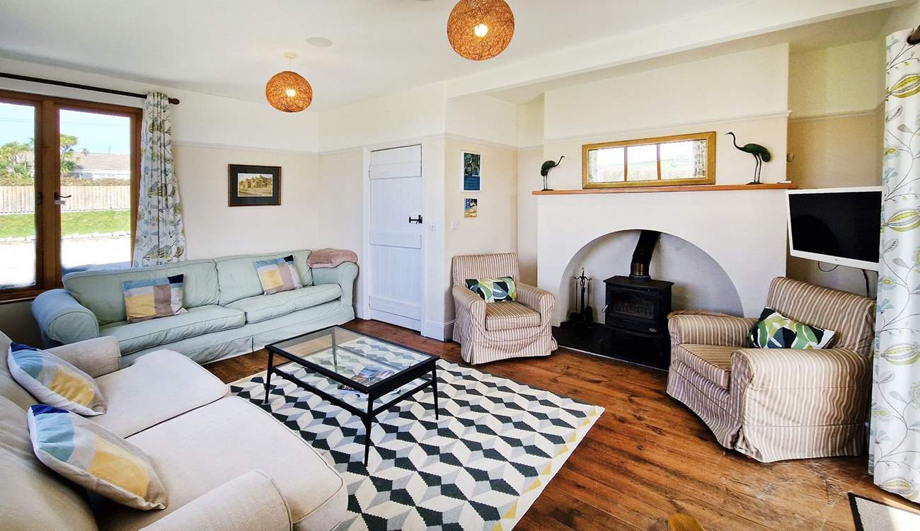 There are two sitting-rooms at Broad-De.