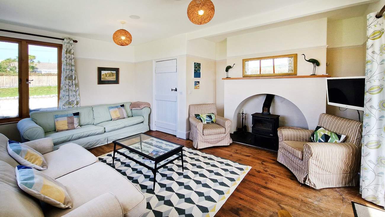 There are two sitting-rooms at Broad-De.