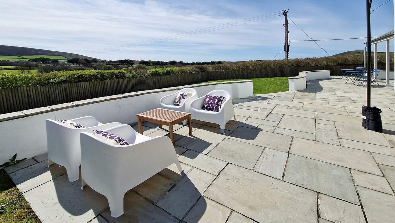 Ah bliss, time in the Devonshire sunshine.