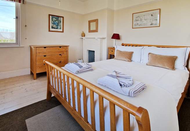 The double bedroom has a wonderful king-size bed. 