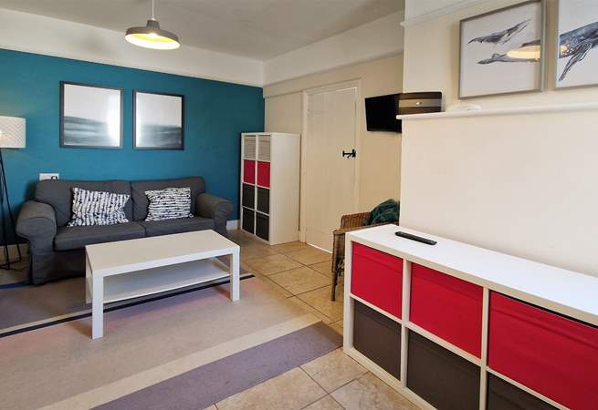 There is a second sitting-room. 