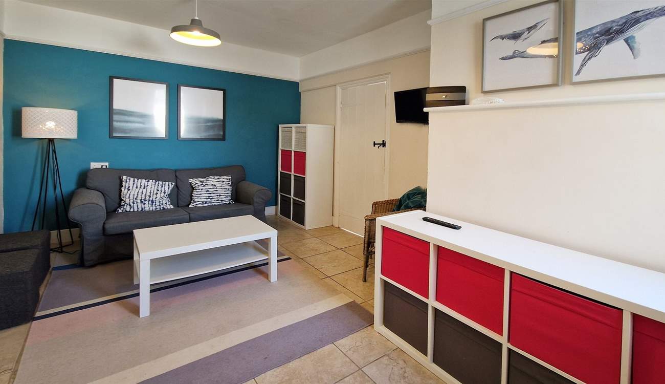 There is a second sitting-room. 