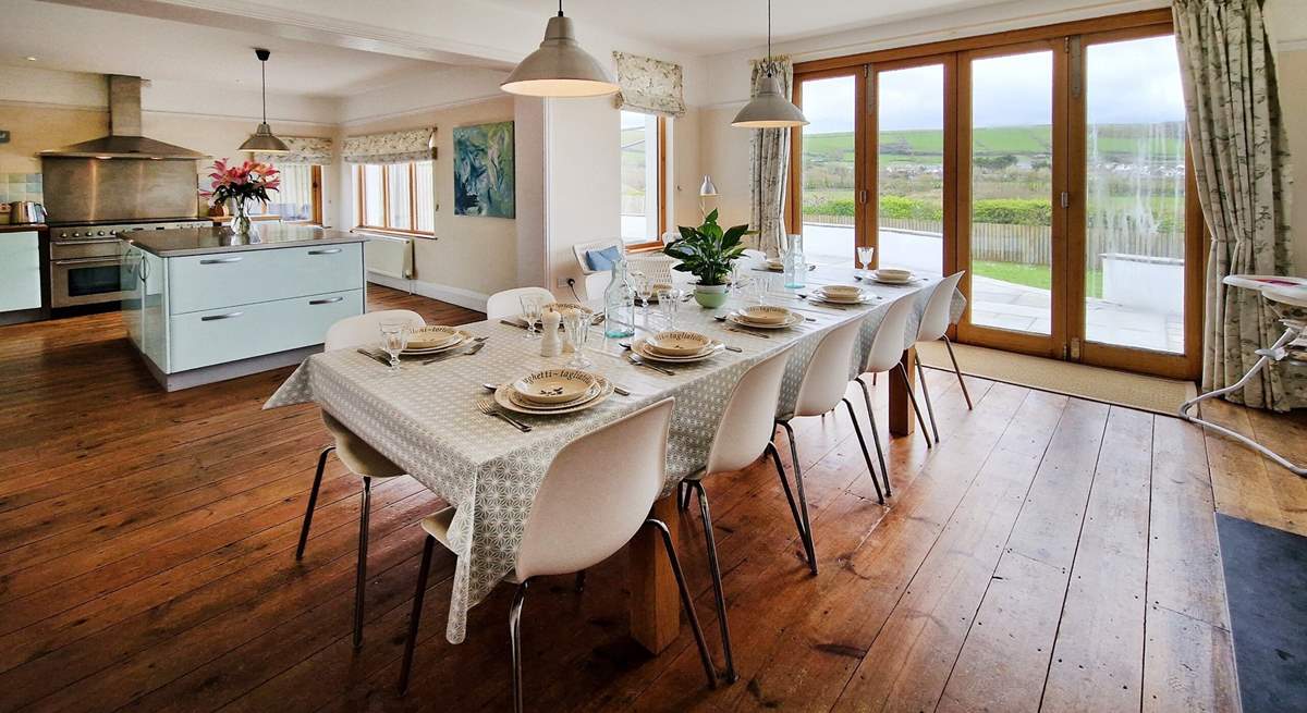 The kitchen/diner has oodles of space. 