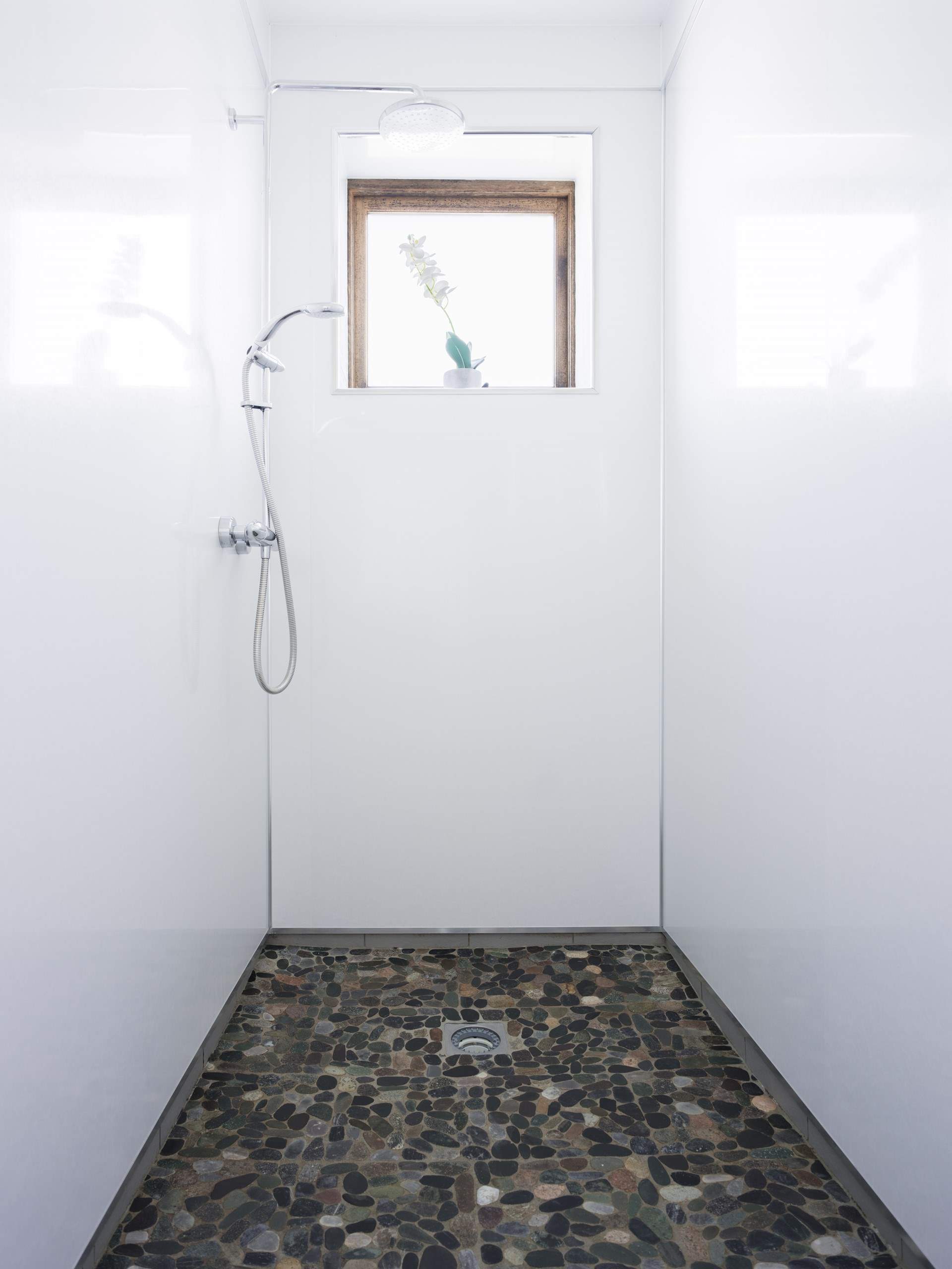A handy wet-room is situated on the ground floor, perfect for rinsing salty toes.
