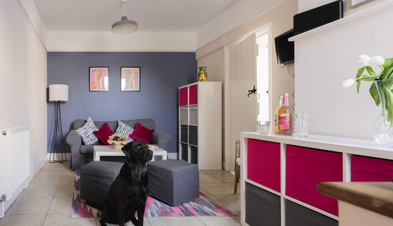 There is plenty of space for hanging out after surfing the waves all day.