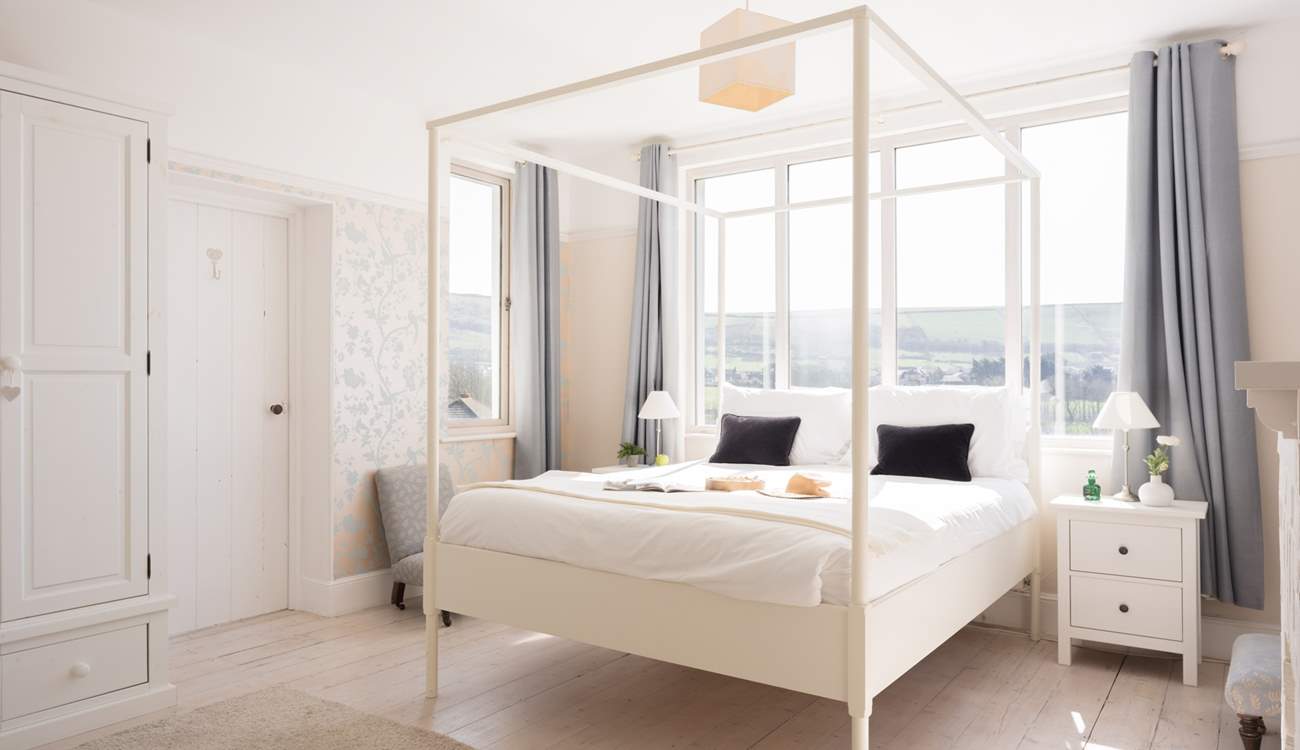 Oh what a treat the perfect tranquil room.