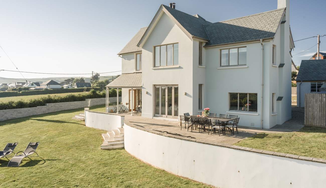 When you are staying at a wonderful house with the beach and the village a short walk away you know everyone will be happy. 