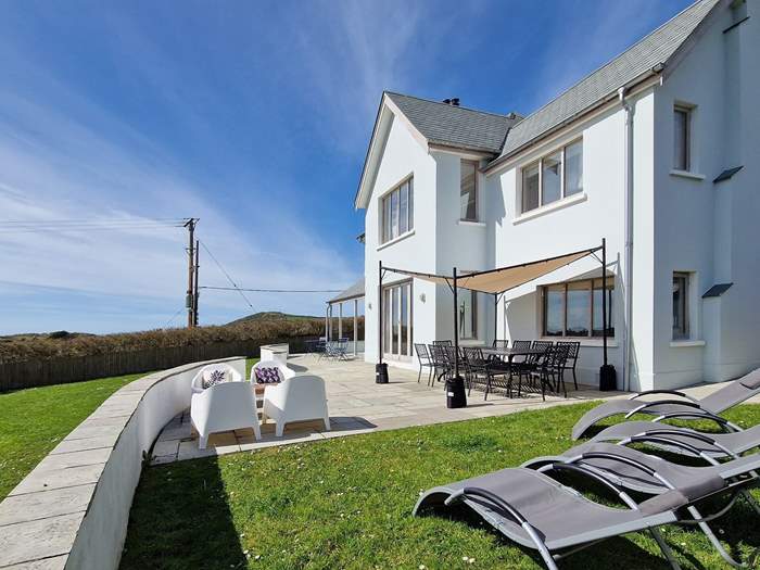 Broad-De, Sleeps 10 in Croyde