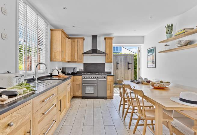 The kitchen/diner is perfect for sociable meals. 