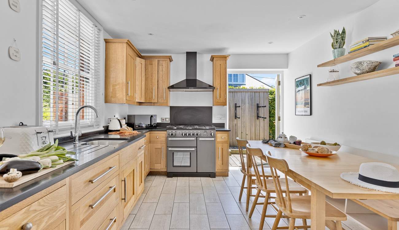 The kitchen/diner is perfect for sociable meals. 