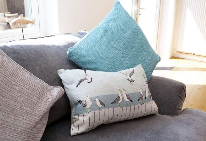 Lovely seaside themed touches. 