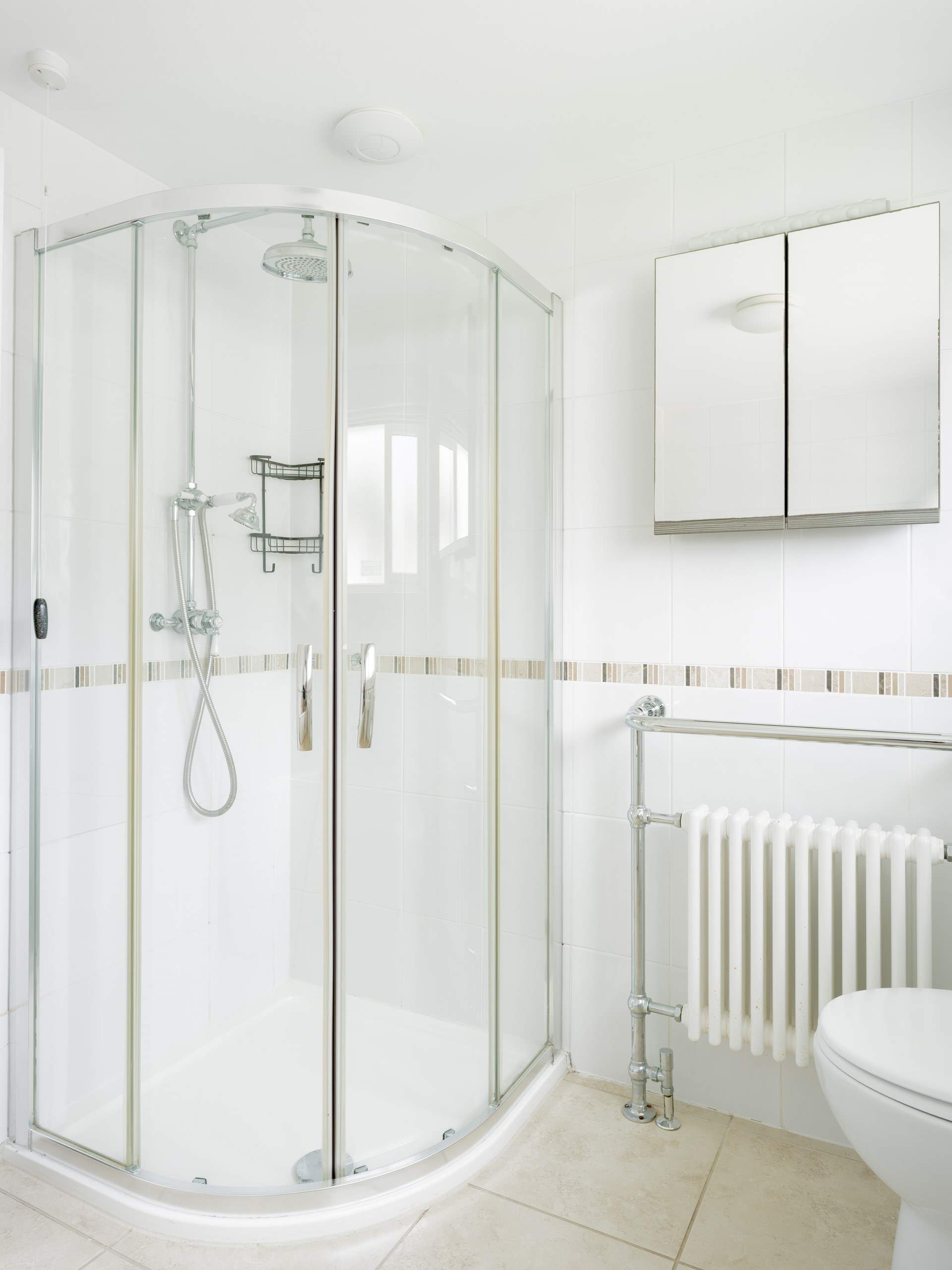 The shower cubicle.