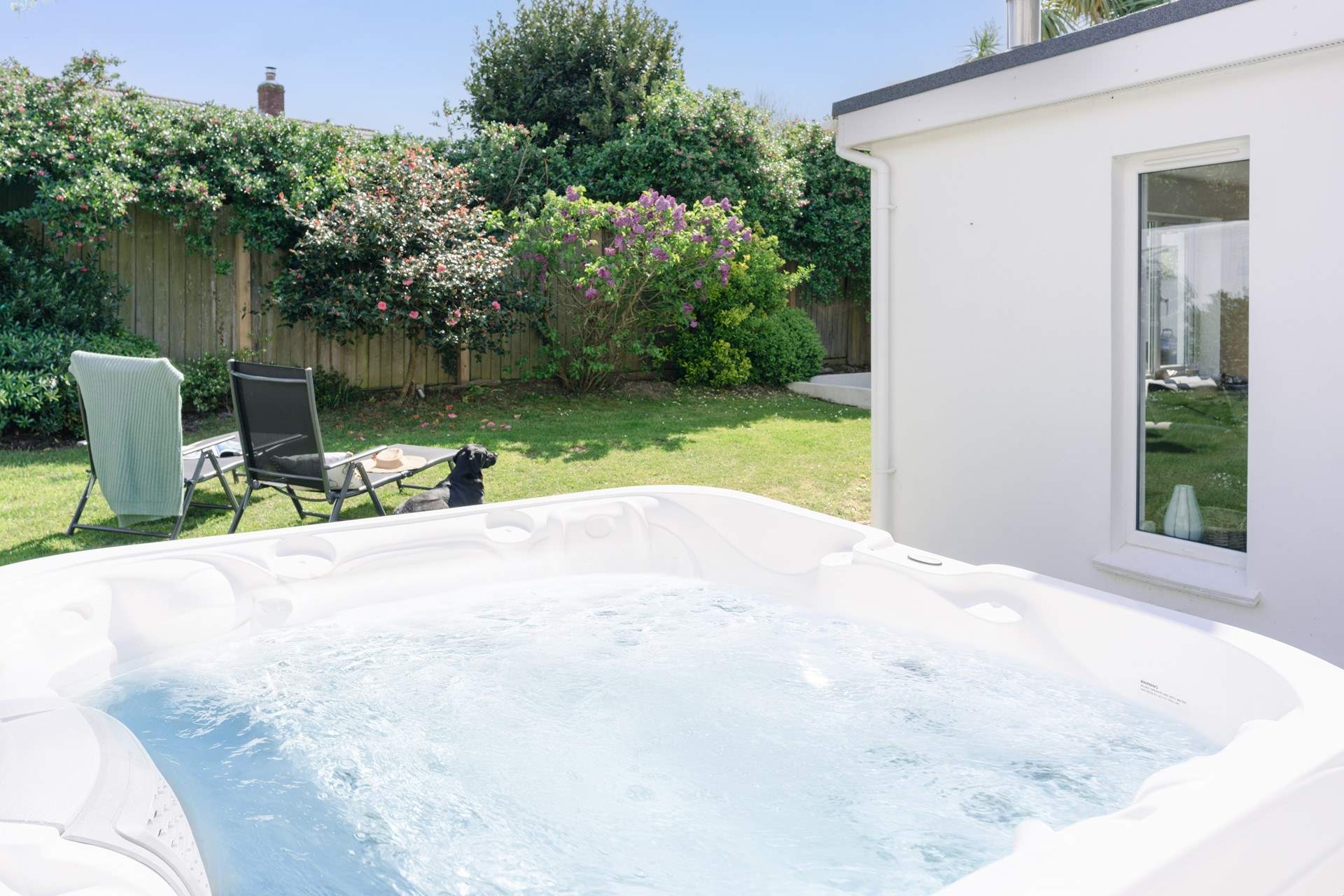 Hot tub time with privacy.