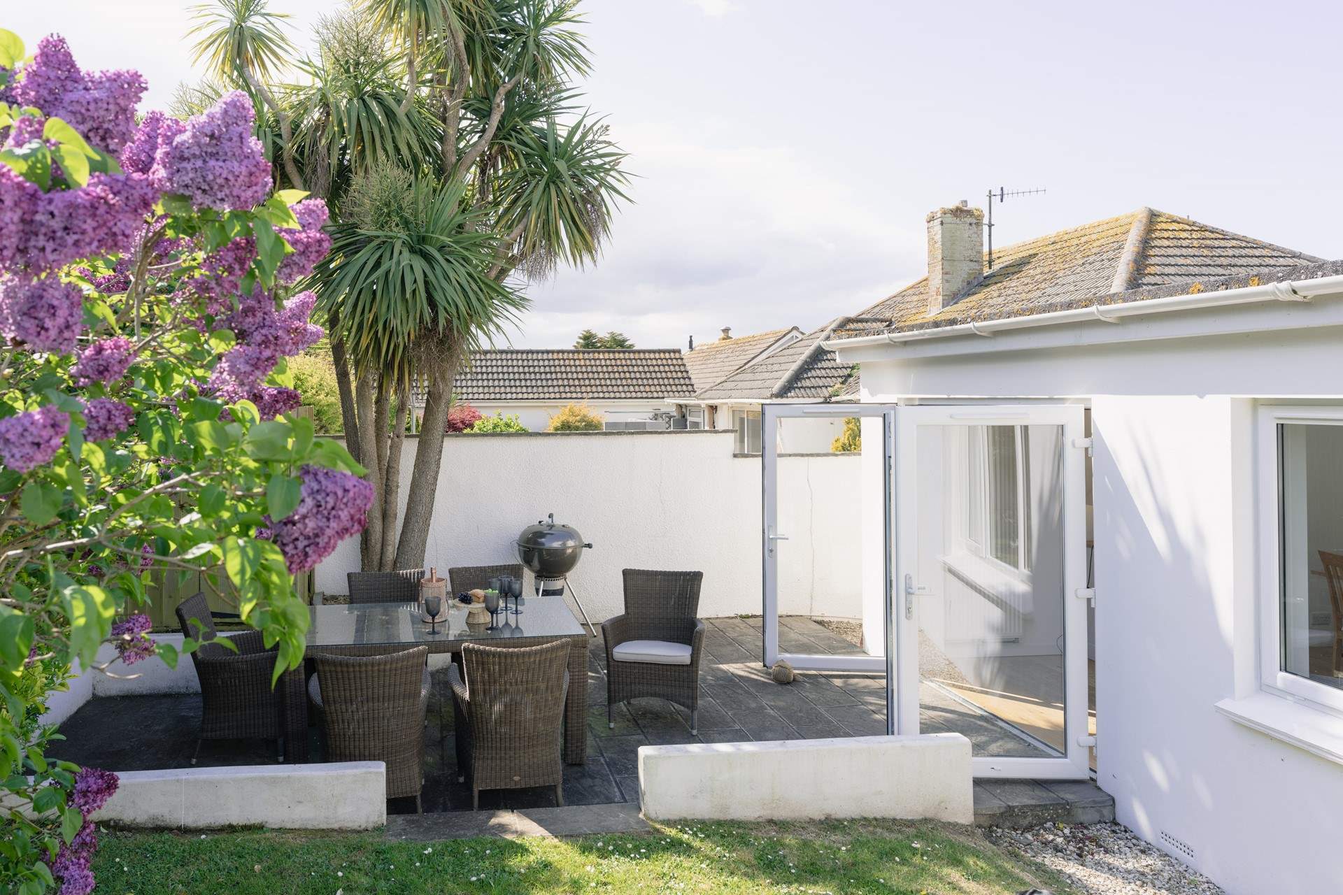 Head out to the garden and enjoy a barbecue.