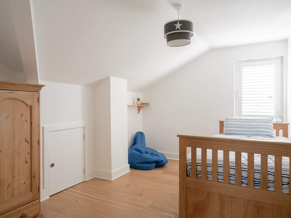 This is another single room on the first floor.