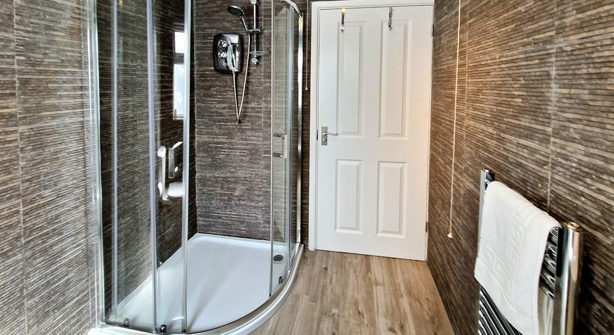The shower-room.