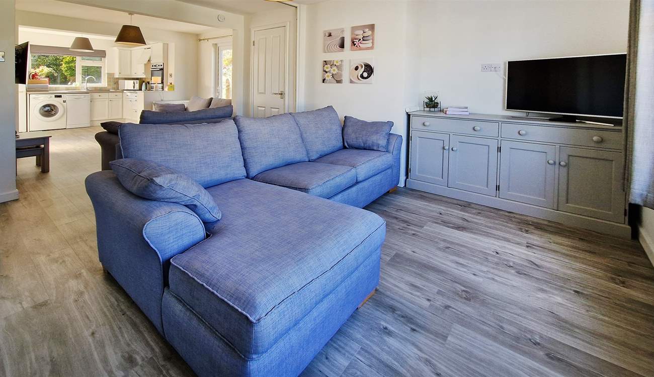 Another delightful sitting area. The sofa can be made up into a bed accommodating two guests.
