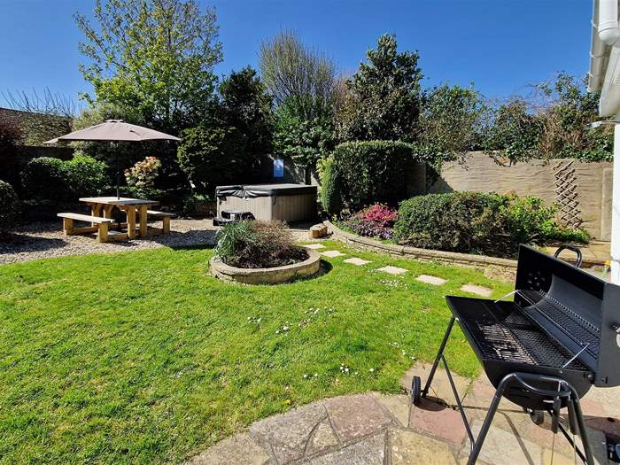 Sandy Toes, Sleeps 6 in Croyde