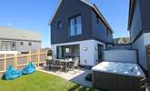 Welcome to Mondo's a stylish holiday home in Croyde. - Thumbnail Image