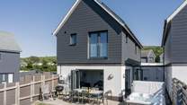 Welcome to Mondo's within a short walk you will be enjoying the golden sands of Croyde Beach you really are in a prime position to enjoy all that Croyde has to offer. 