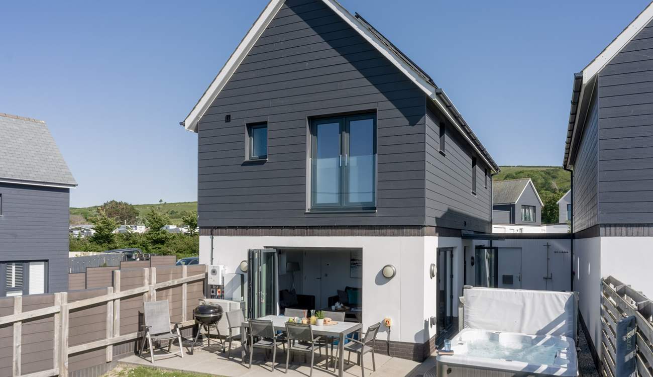 Mondo's is a stylish holiday home in Croyde.
