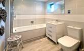 The family bathroom. - Thumbnail Image