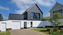 Trasona is located just a short wander from Croyde beach.