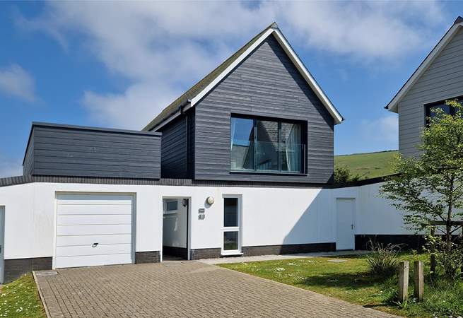 Trasona is located just a short wander from Croyde beach.